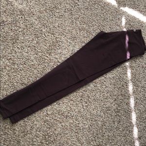 Lululemon 7/8 Wunder Under dark purple